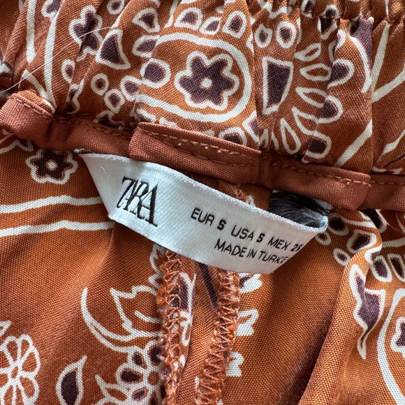 Zara pants - Picture 3 of 3